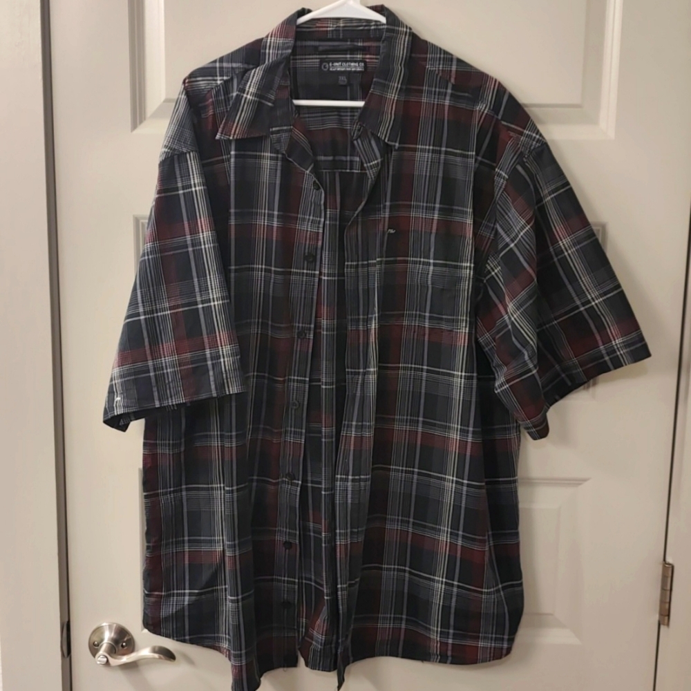 Men's G-Unit black and red plaid button down short sleeve shirt size 3XL